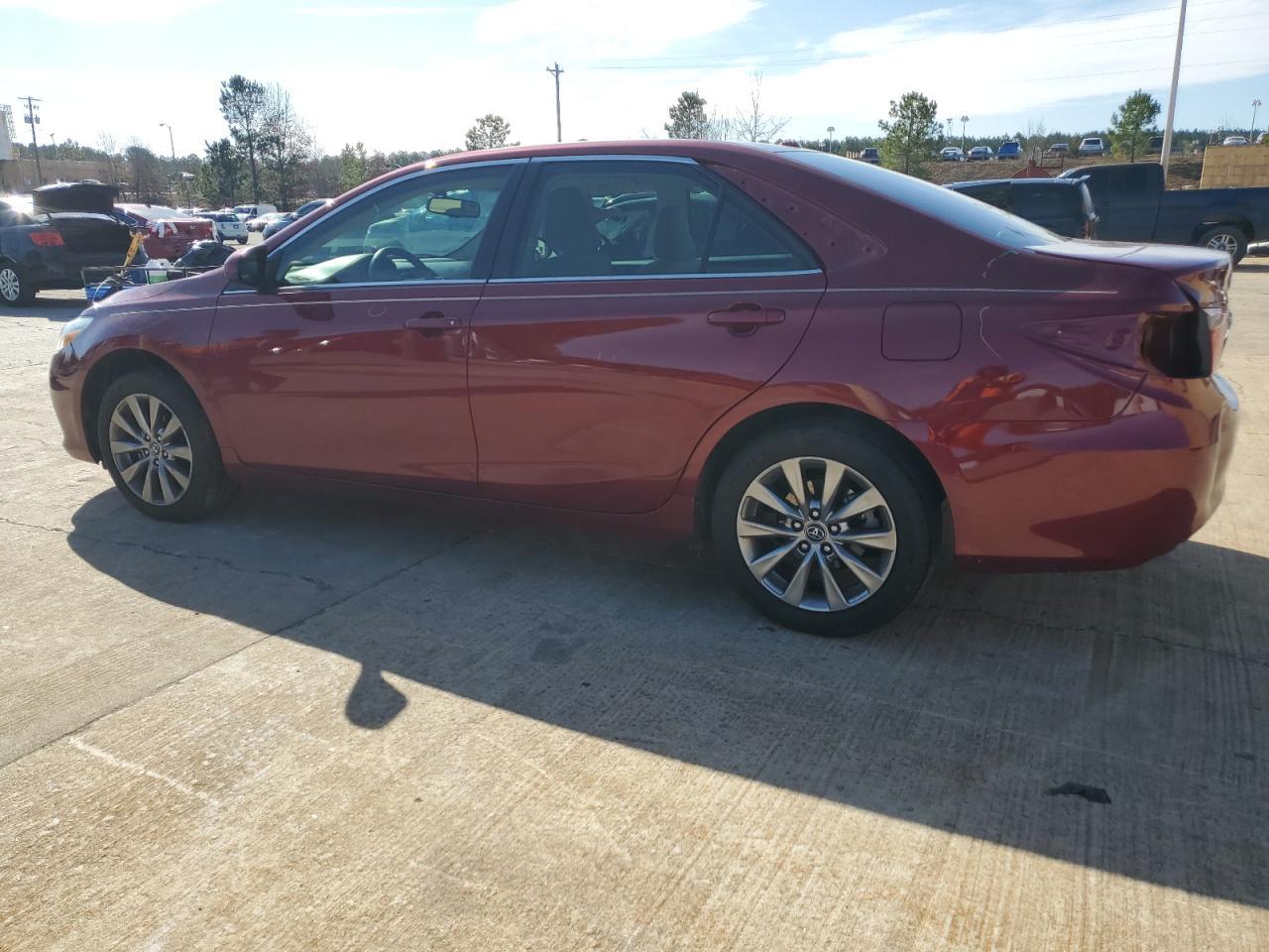 2017 TOYOTA CAMRY LE - Image 2