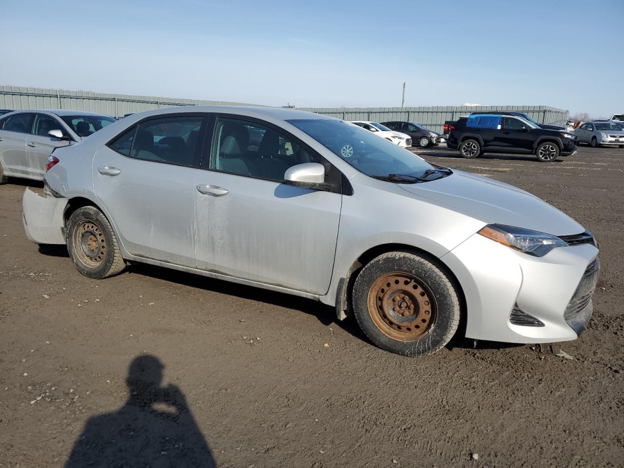 2018 TOYOTA COROLLA L - Image 4