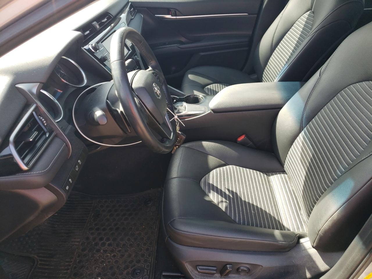 2019 TOYOTA CAMRY L - Фото 7
