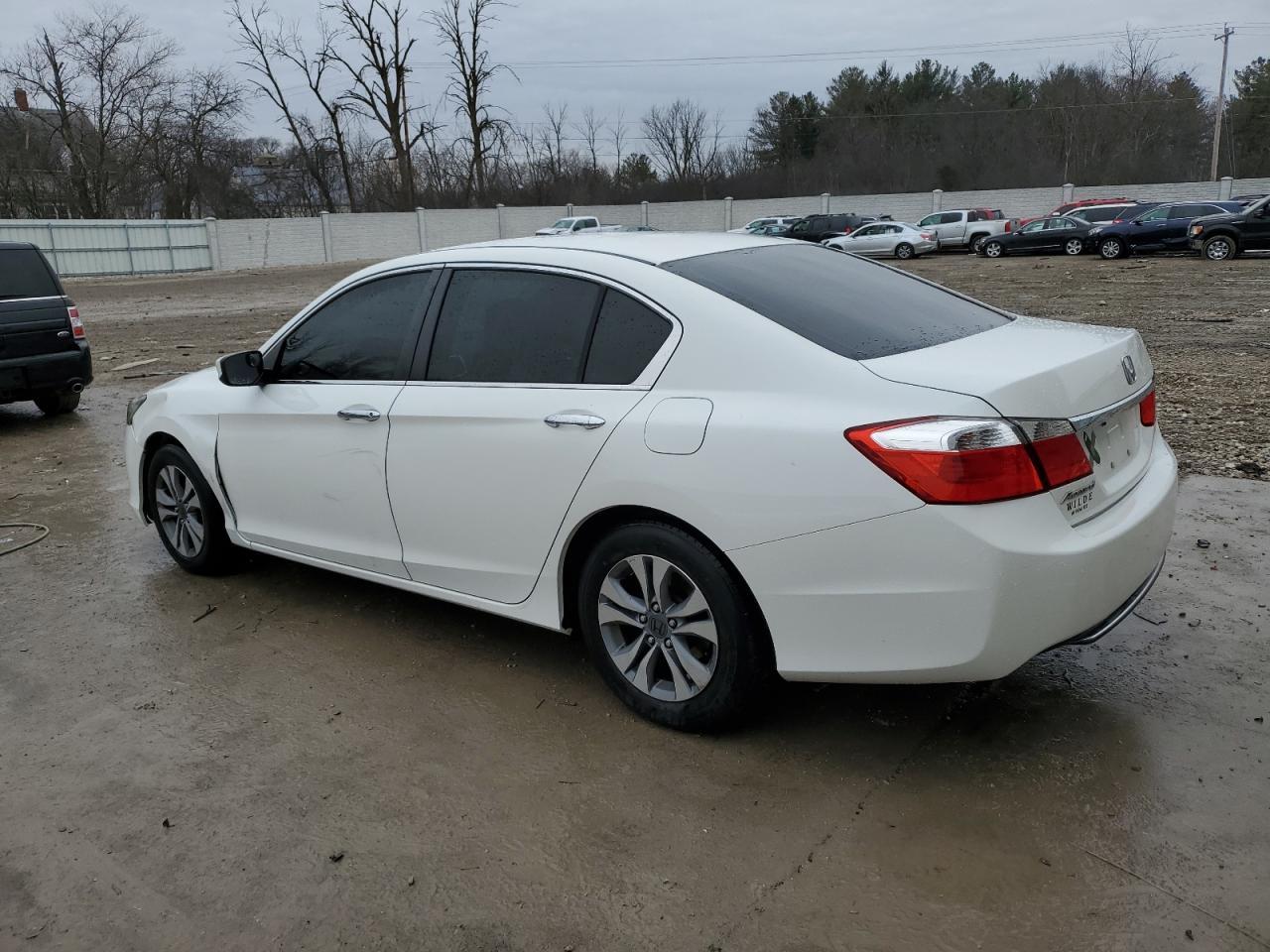 2014 HONDA ACCORD LX - Фото 2
