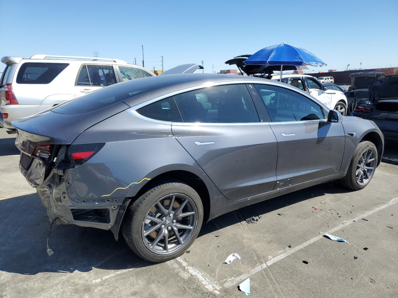 2019 TESLA MODEL 3 - Фото 3