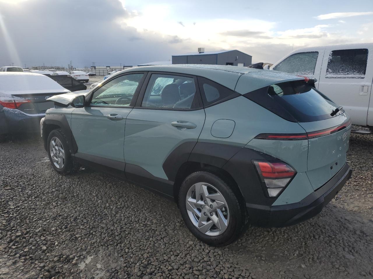 2024 HYUNDAI KONA SE - Фото 2