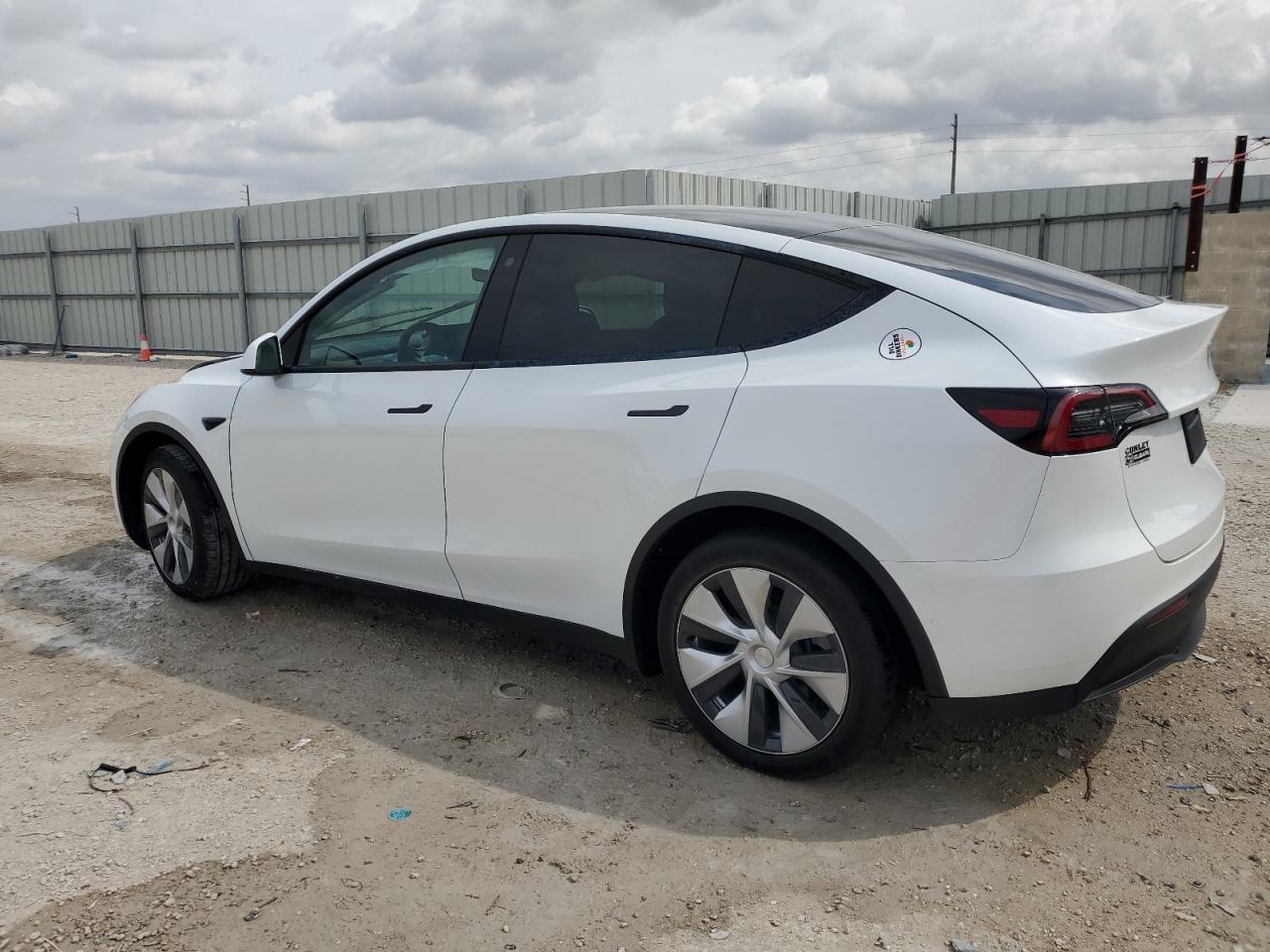 2022 TESLA MODEL Y - Image 2