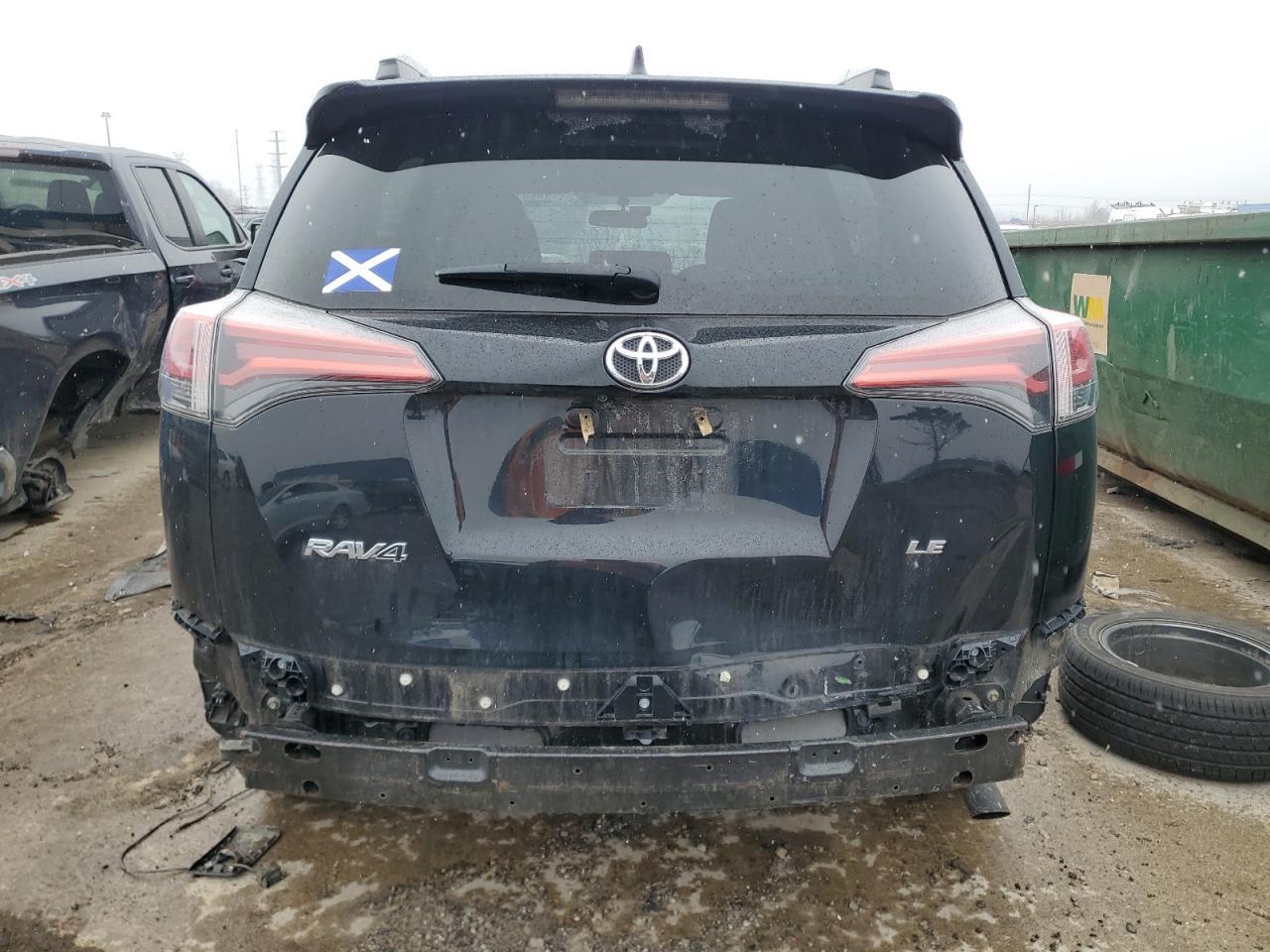2016 TOYOTA RAV4 LE - Фото 6
