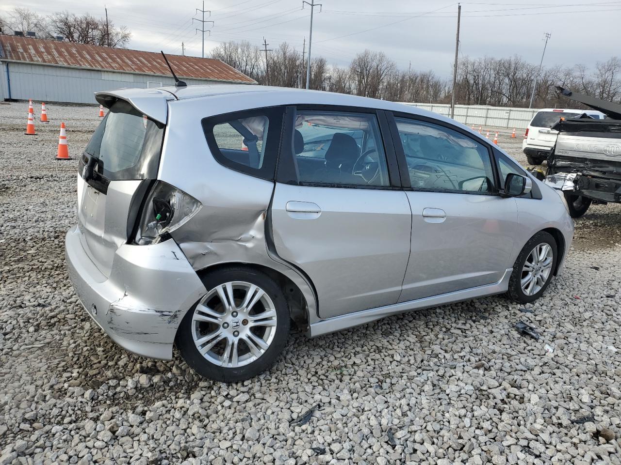 2011 HONDA FIT SPORT - Image 3