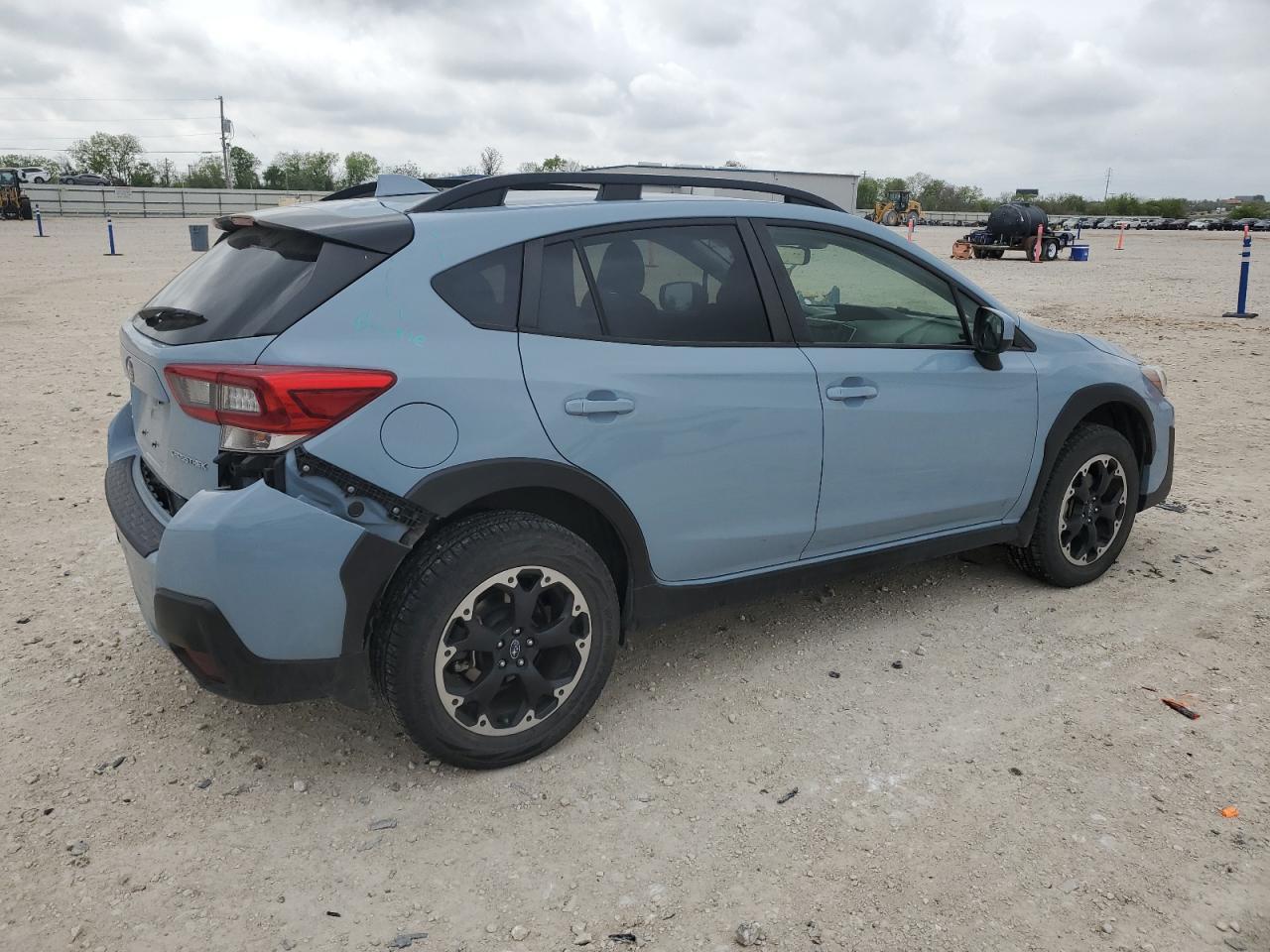 2021 SUBARU CROSSTREK - Фото 3
