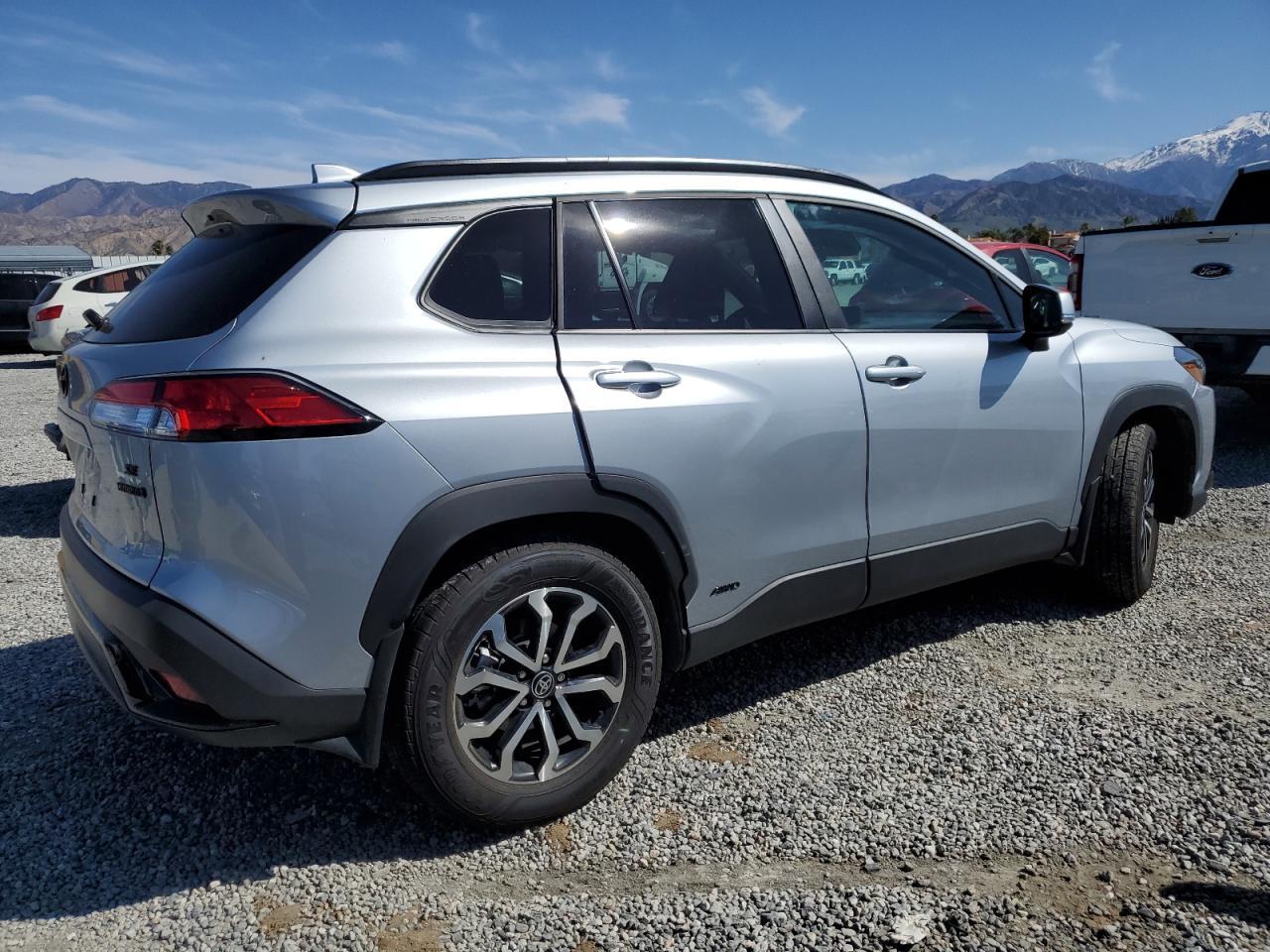 2024 TOYOTA COROLLA CR - Фото 3