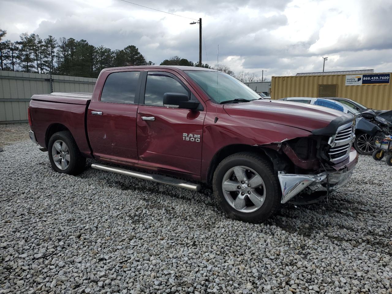2017 RAM 1500 SLT - Фото 4