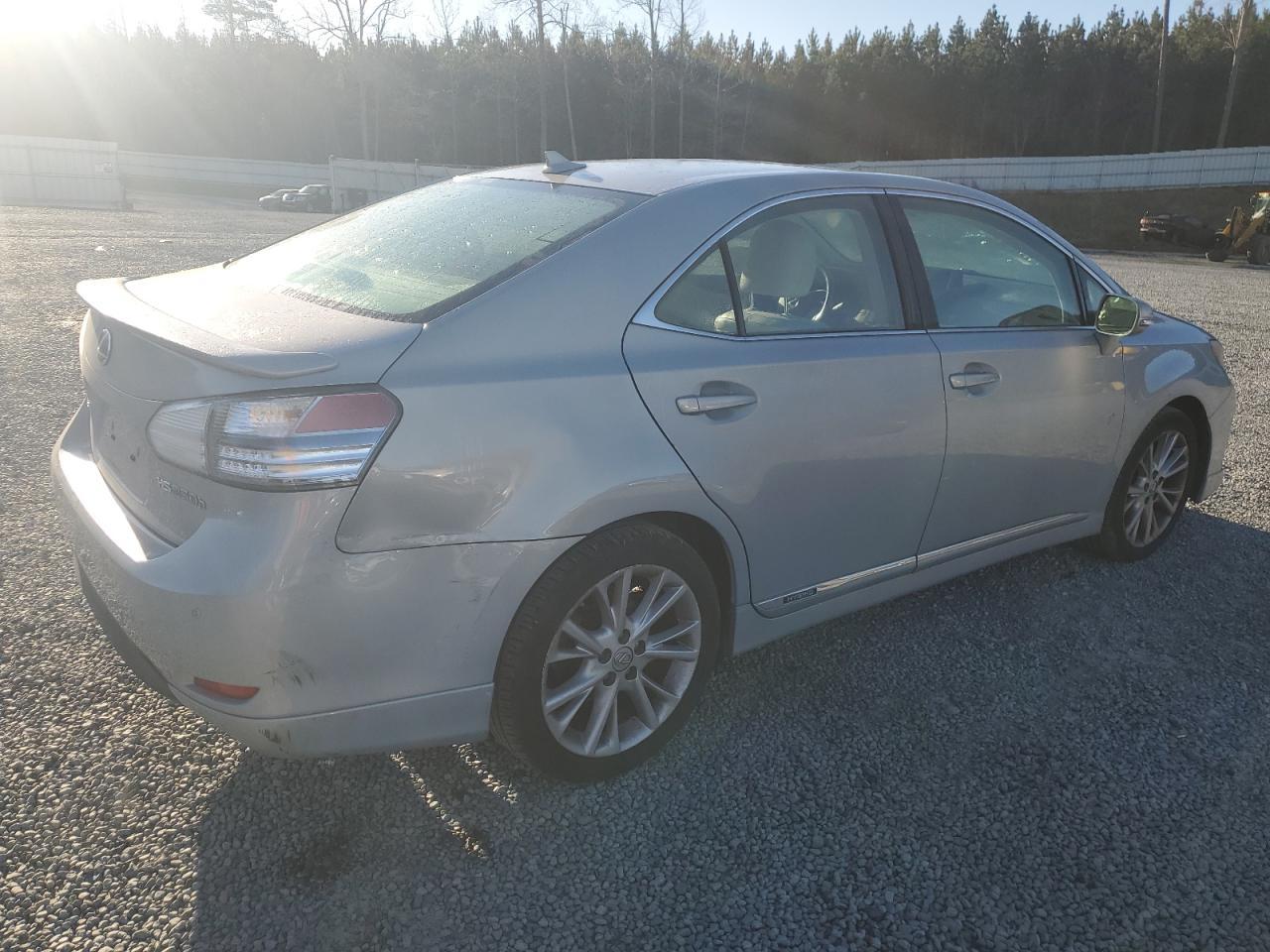 2010 LEXUS HS 250H - Фото 3