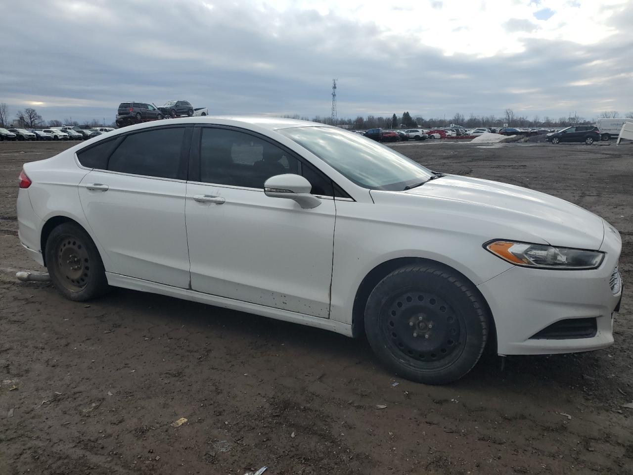 2013 FORD FUSION SE - Image 4