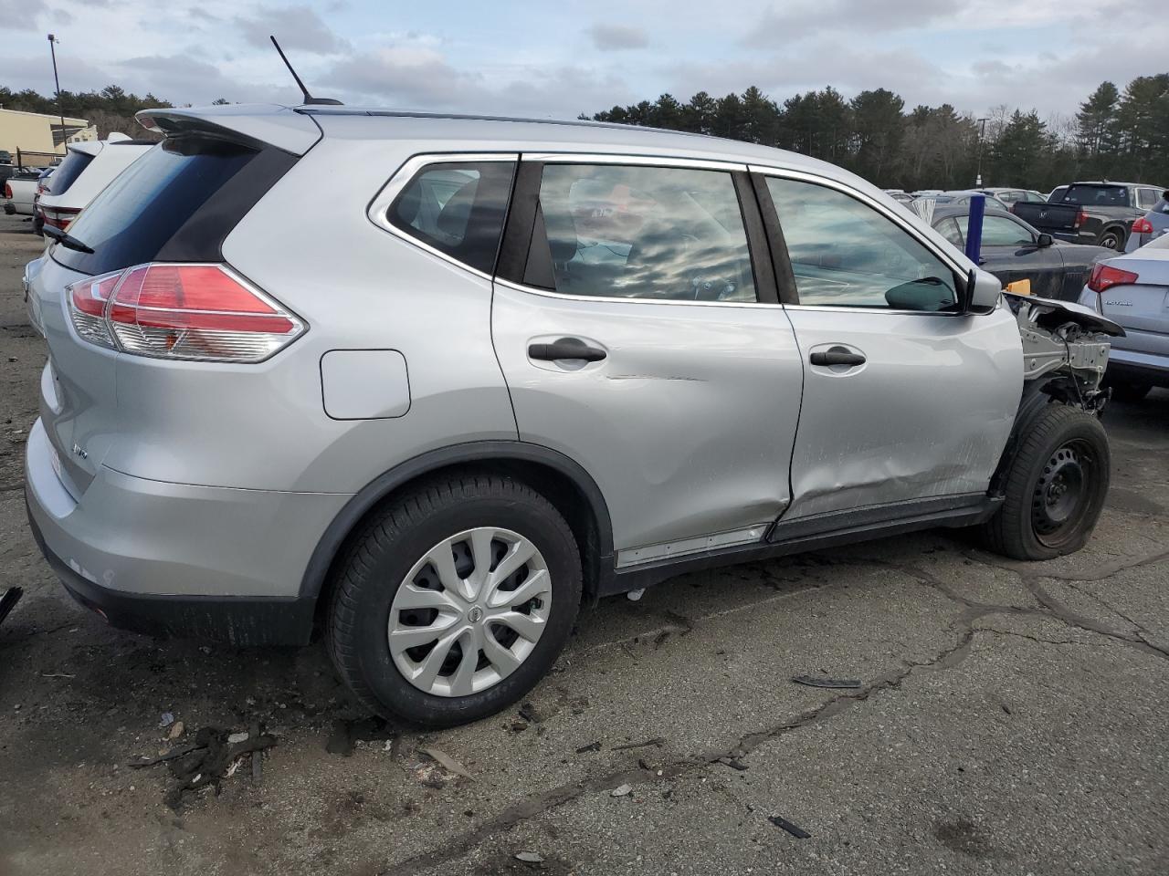 2016 NISSAN ROGUE S - Фото 3