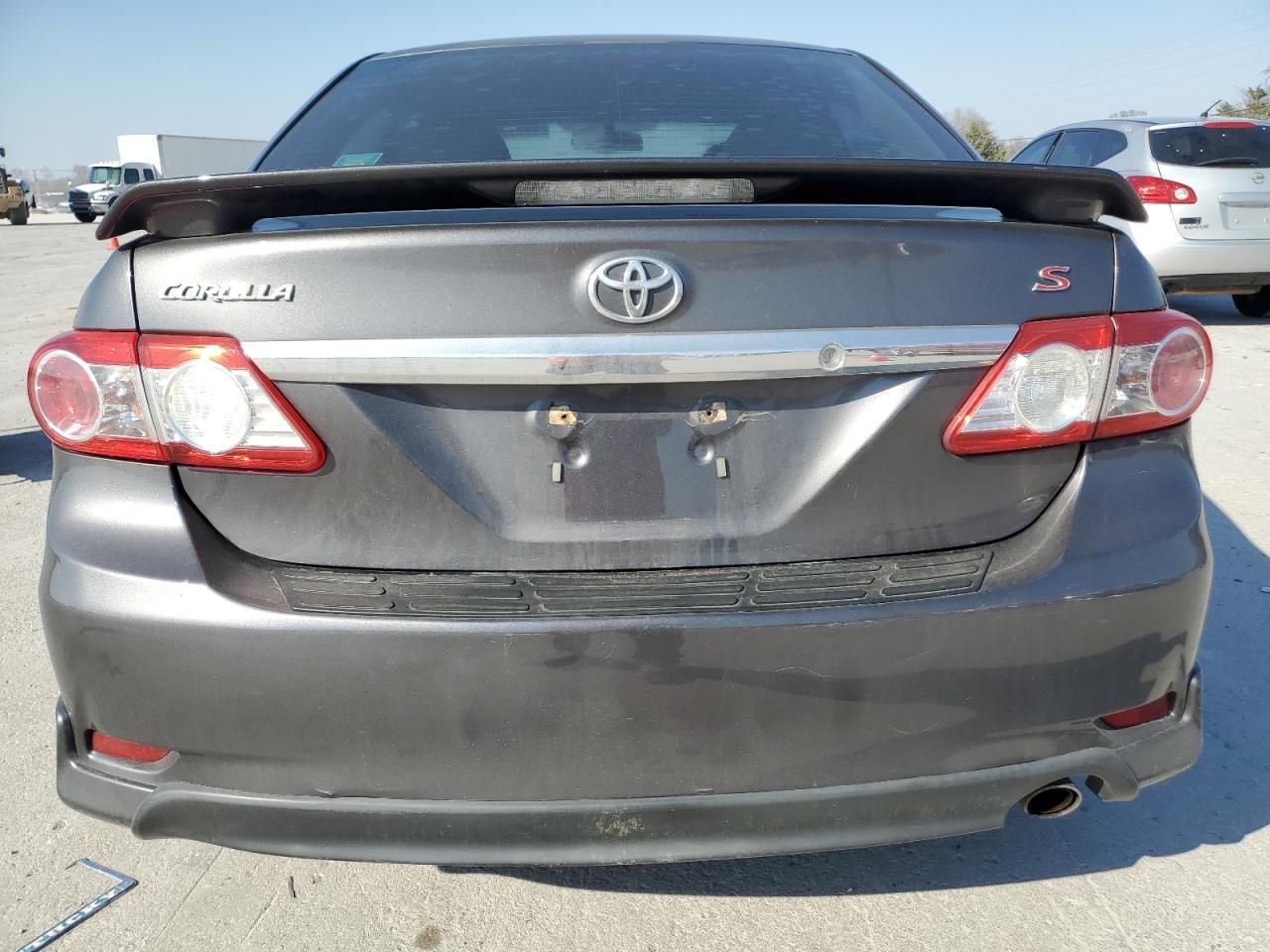 2013 TOYOTA COROLLA BA - Image 6