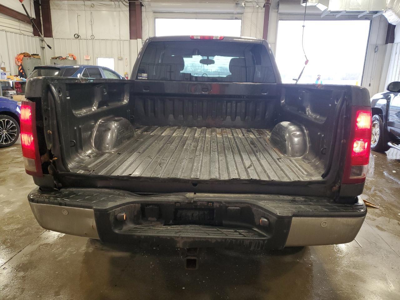 2011 GMC SIERRA K15 - Image 6