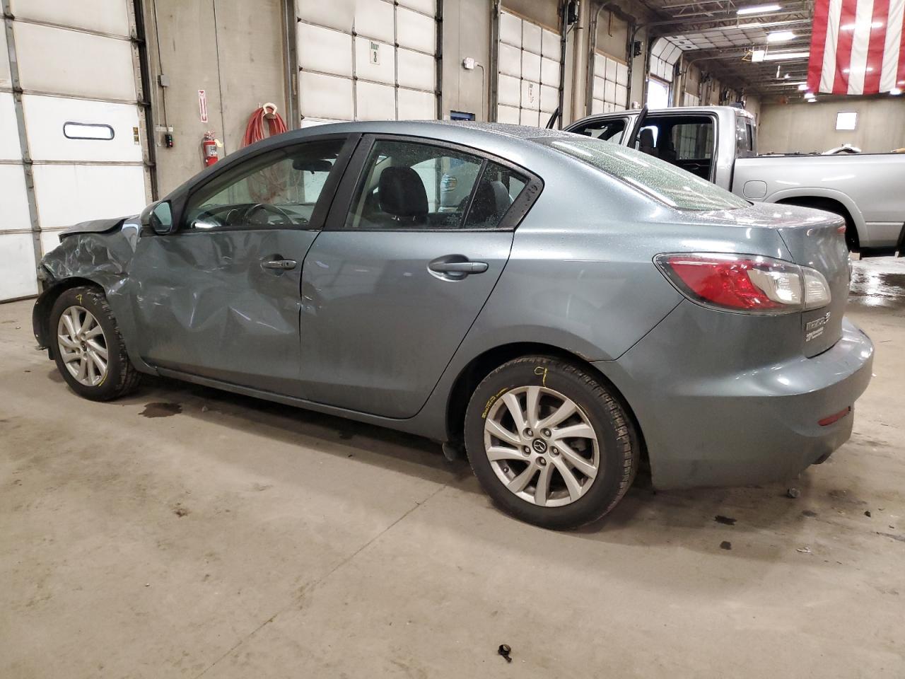 2013 MAZDA 3 I - Фото 2