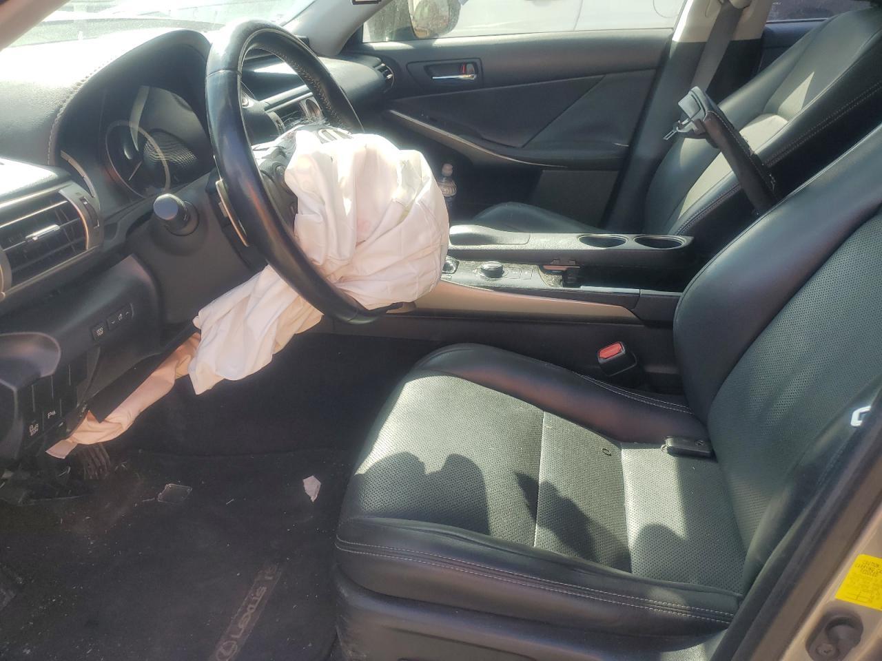 2014 LEXUS IS 250 - Image 7