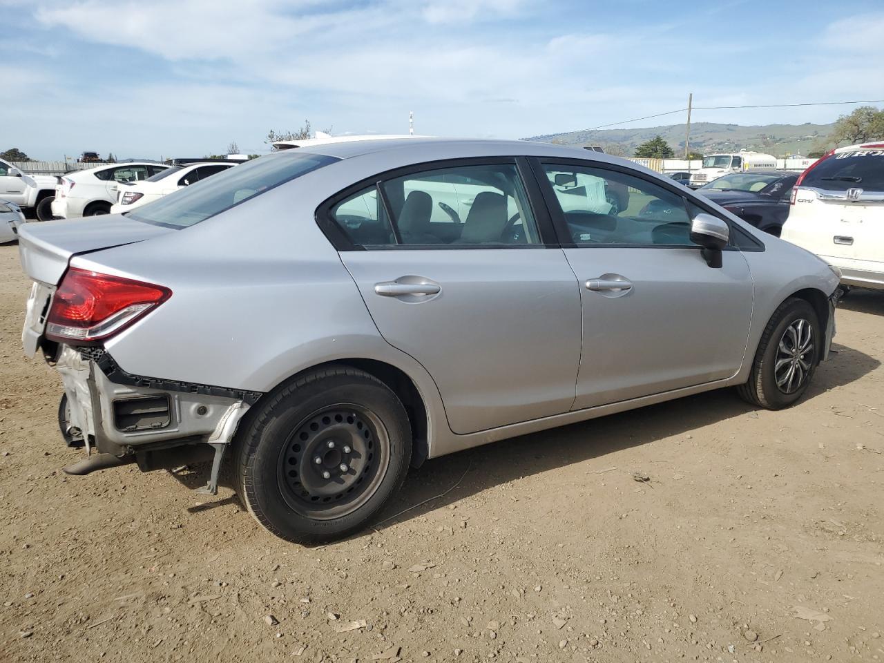 2015 HONDA CIVIC LX - Фото 3