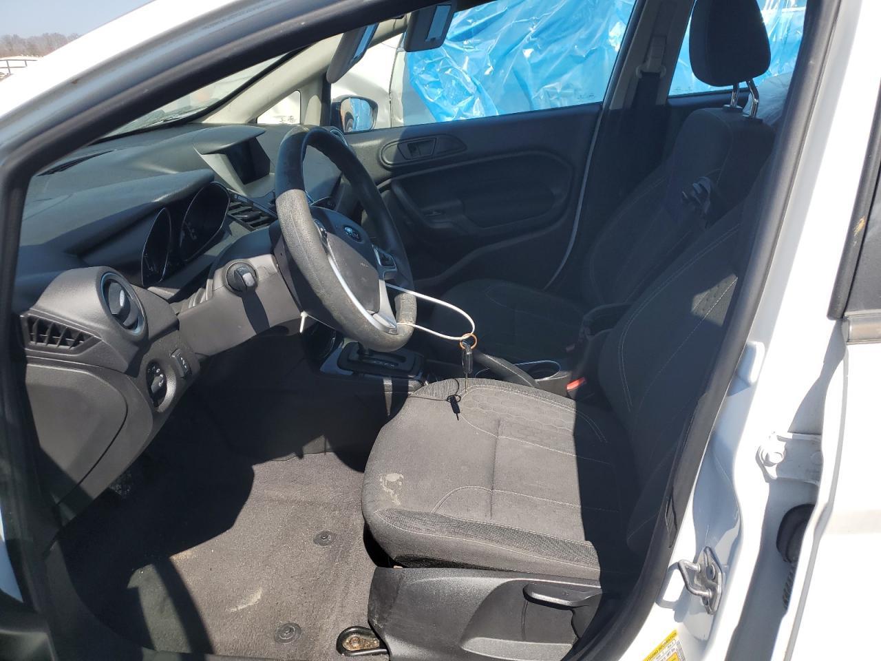 2019 FORD FIESTA SE - Image 7