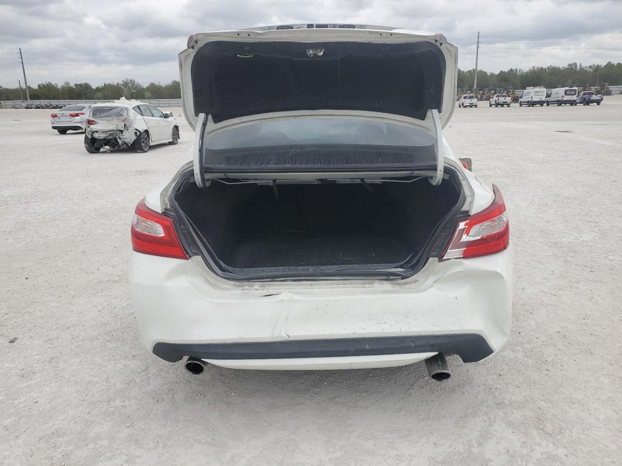 2017 NISSAN ALTIMA 2.5 - Фото 6