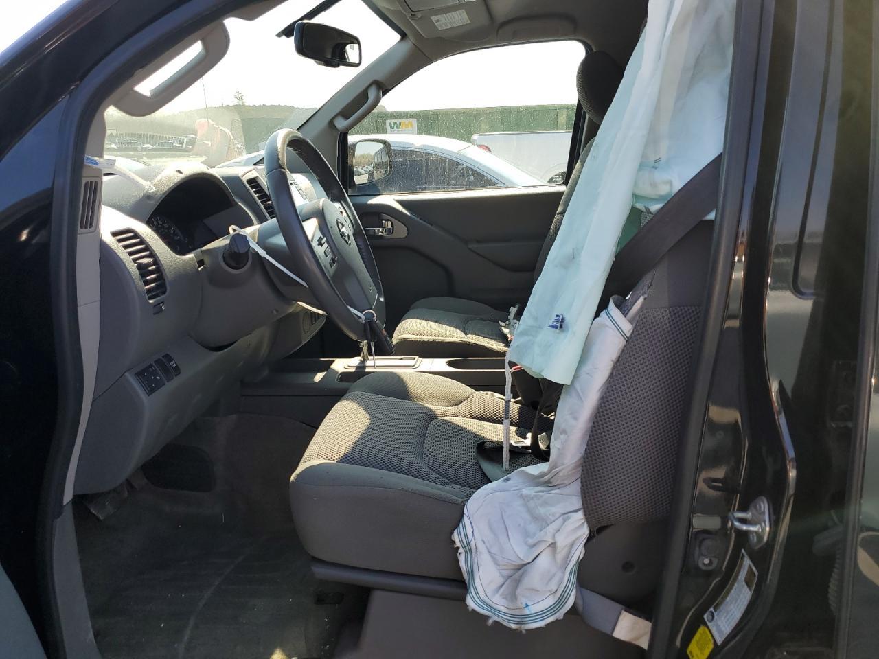 2017 NISSAN FRONTIER S - Фото 7