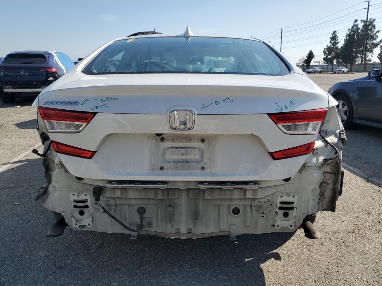 2018 HONDA ACCORD LX - Фото 6
