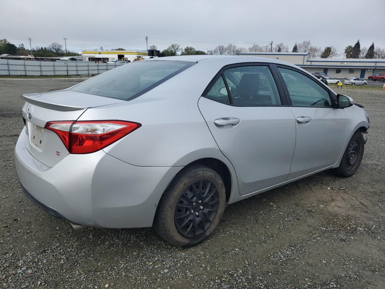 2015 TOYOTA COROLLA L - Image 3