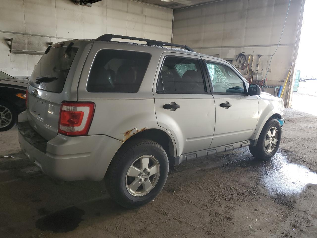 2012 FORD ESCAPE XLT - Фото 3