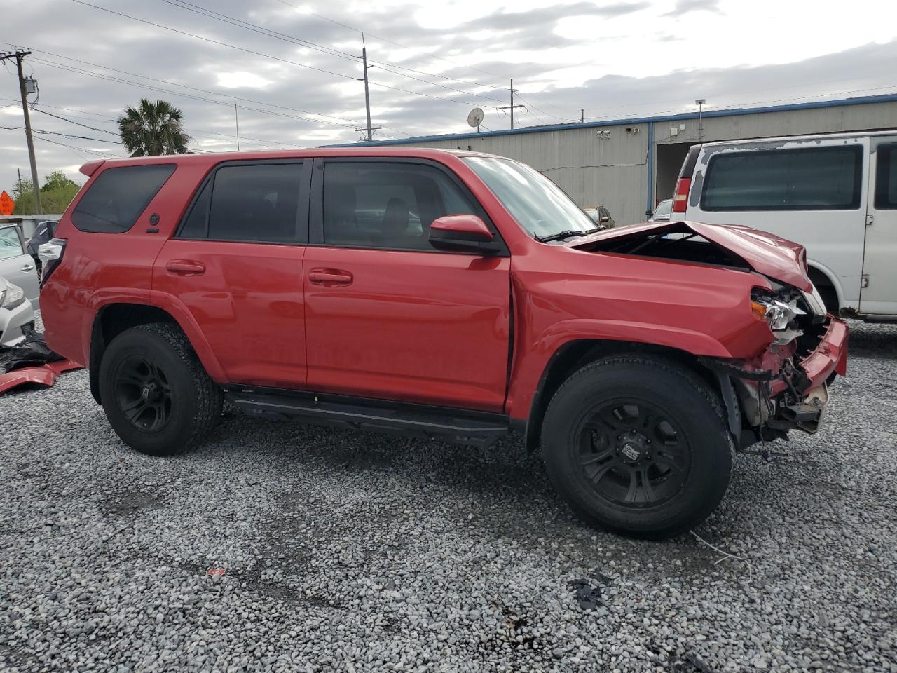 2017 TOYOTA 4RUNNER SR - Фото 4