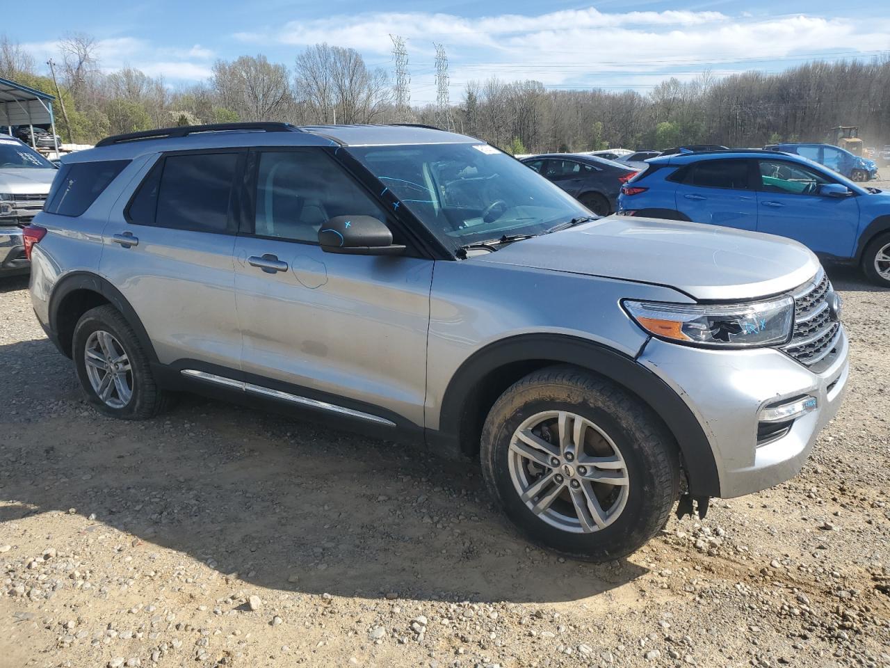 2022 FORD EXPLORER X - Фото 4