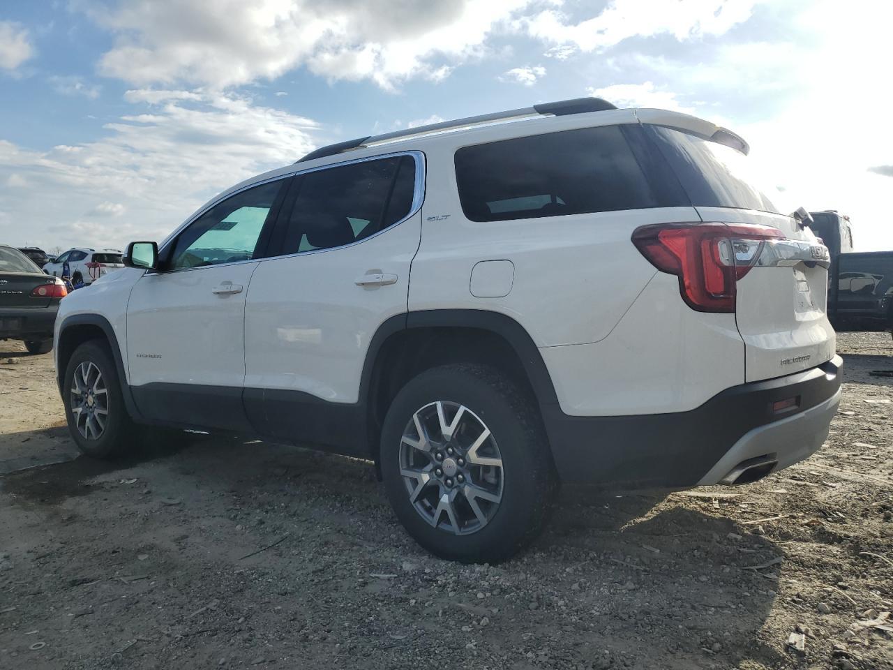 2023 GMC ACADIA SLT - Фото 2