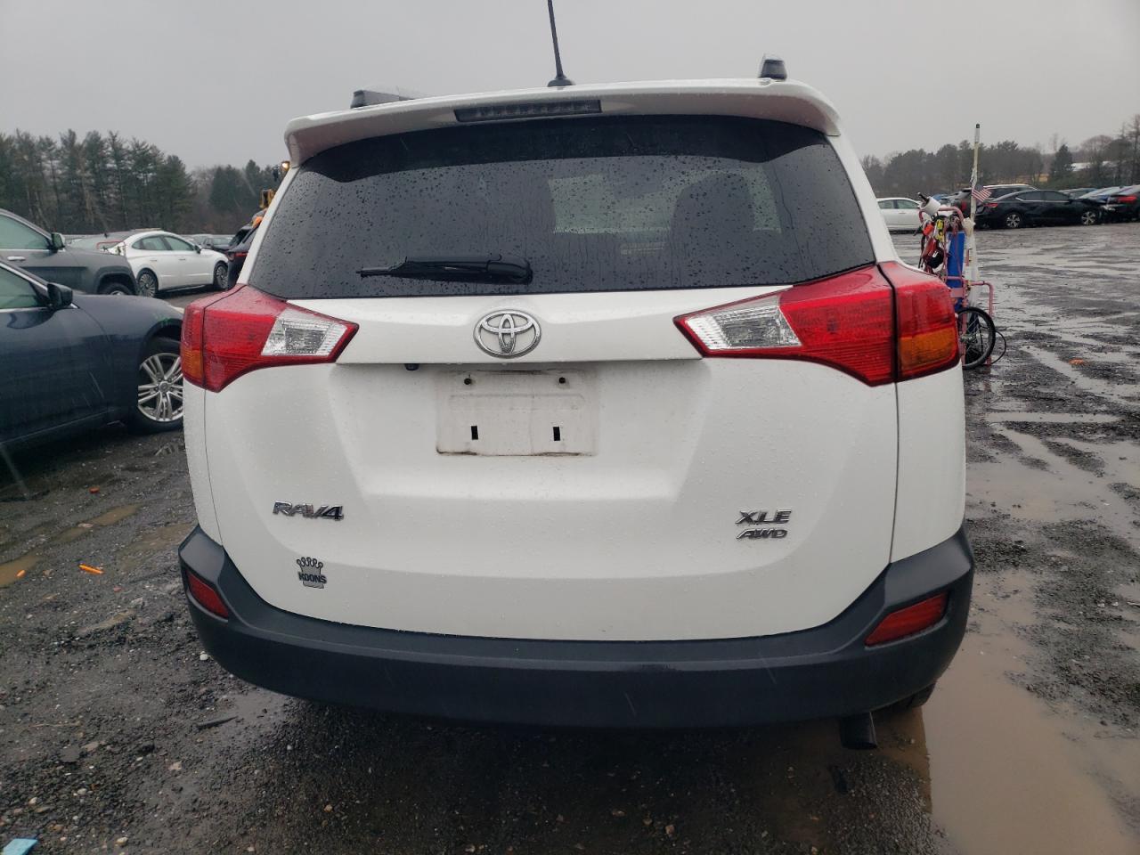 2015 TOYOTA RAV4 XLE - Фото 6