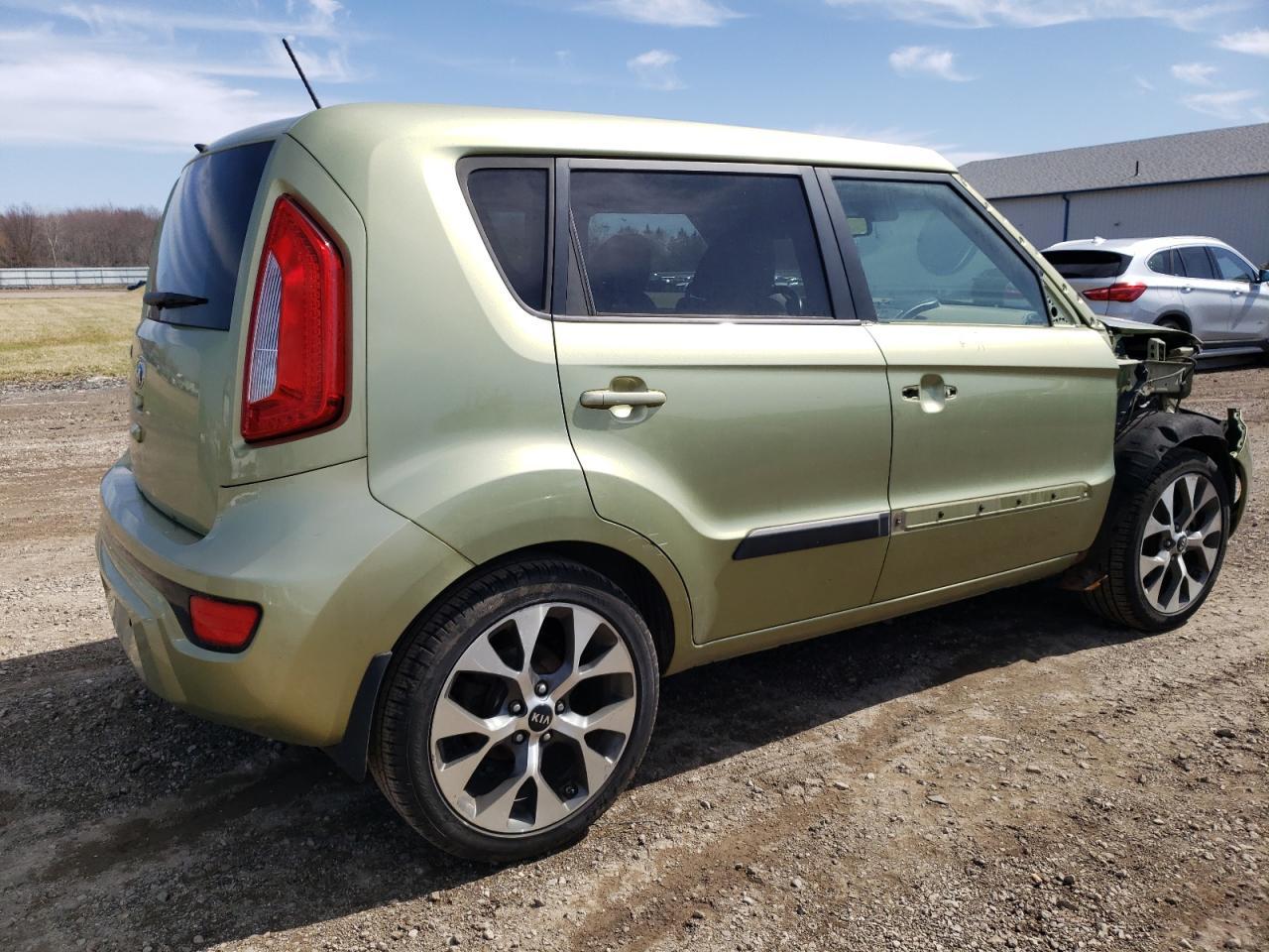 2013 KIA SOUL + - Image 3