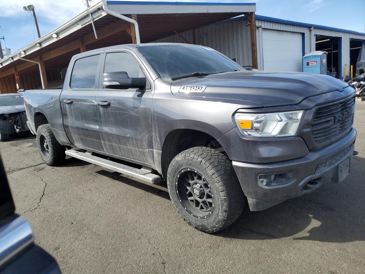 2019 RAM 1500 BIG H - Фото 4