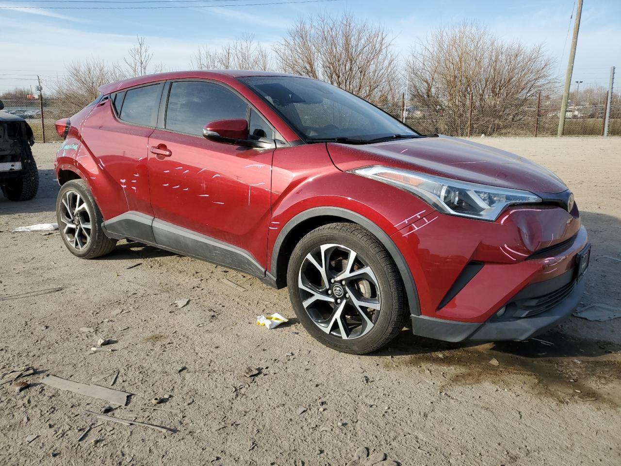 2018 TOYOTA C-HR XLE - Фото 4