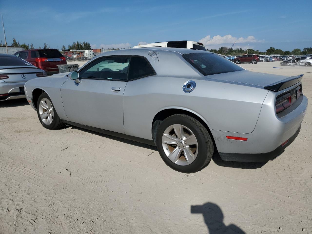 2023 DODGE CHALLENGER - Фото 2