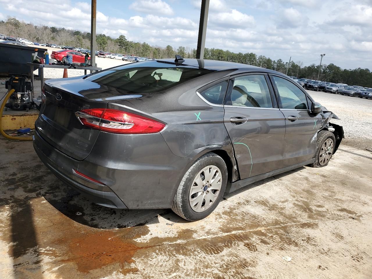2020 FORD FUSION S - Image 3