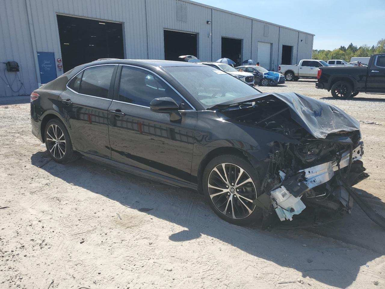 2019 TOYOTA CAMRY L - Фото 4