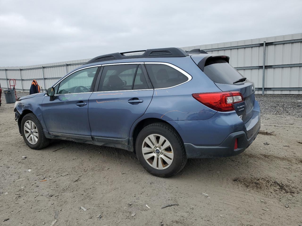 2018 SUBARU OUTBACK 2. - Image 2