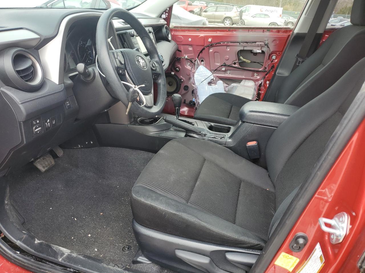 2017 TOYOTA RAV4 LE - Image 7