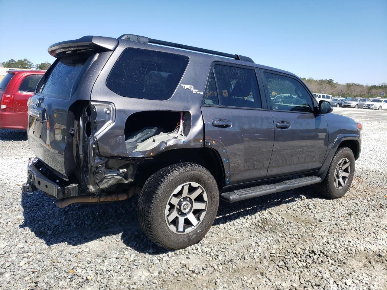 2019 TOYOTA 4RUNNER SR - Фото 3