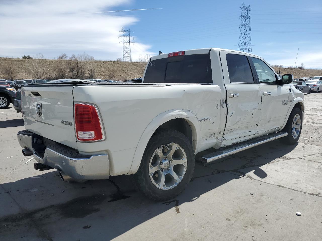 2017 RAM 1500 LARAM - Фото 3