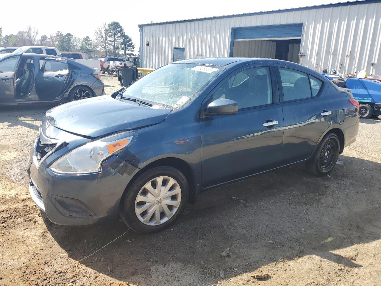 2016 NISSAN VERSA S