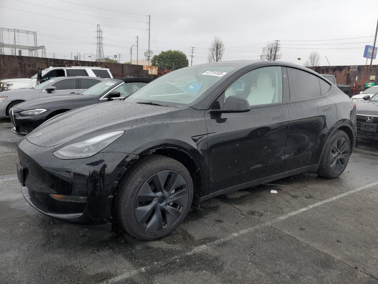2024 TESLA MODEL Y