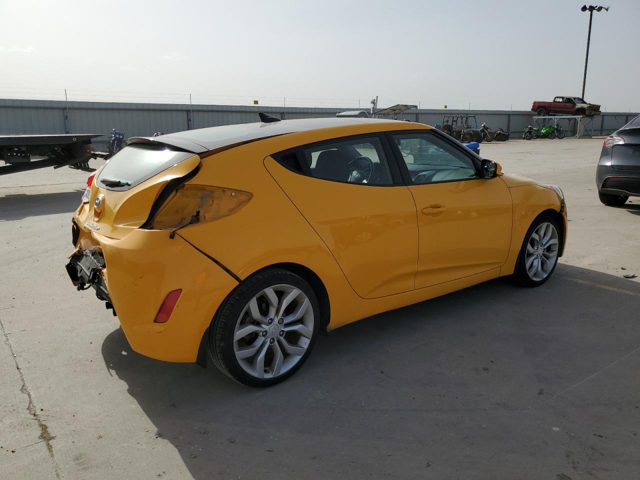 2013 HYUNDAI VELOSTER - Фото 3