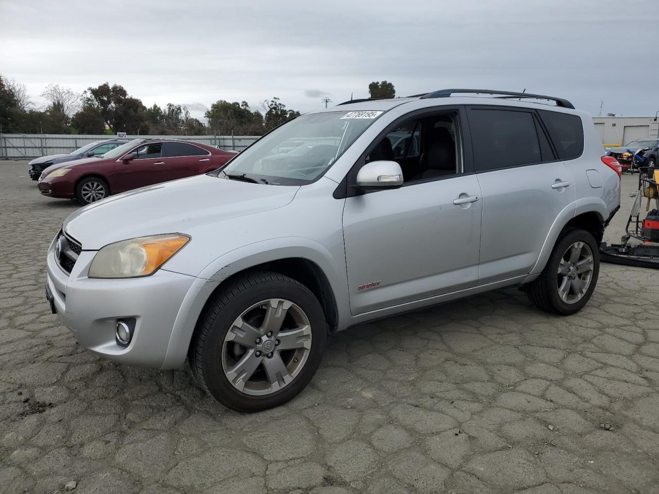 2011 TOYOTA RAV4 SPORT