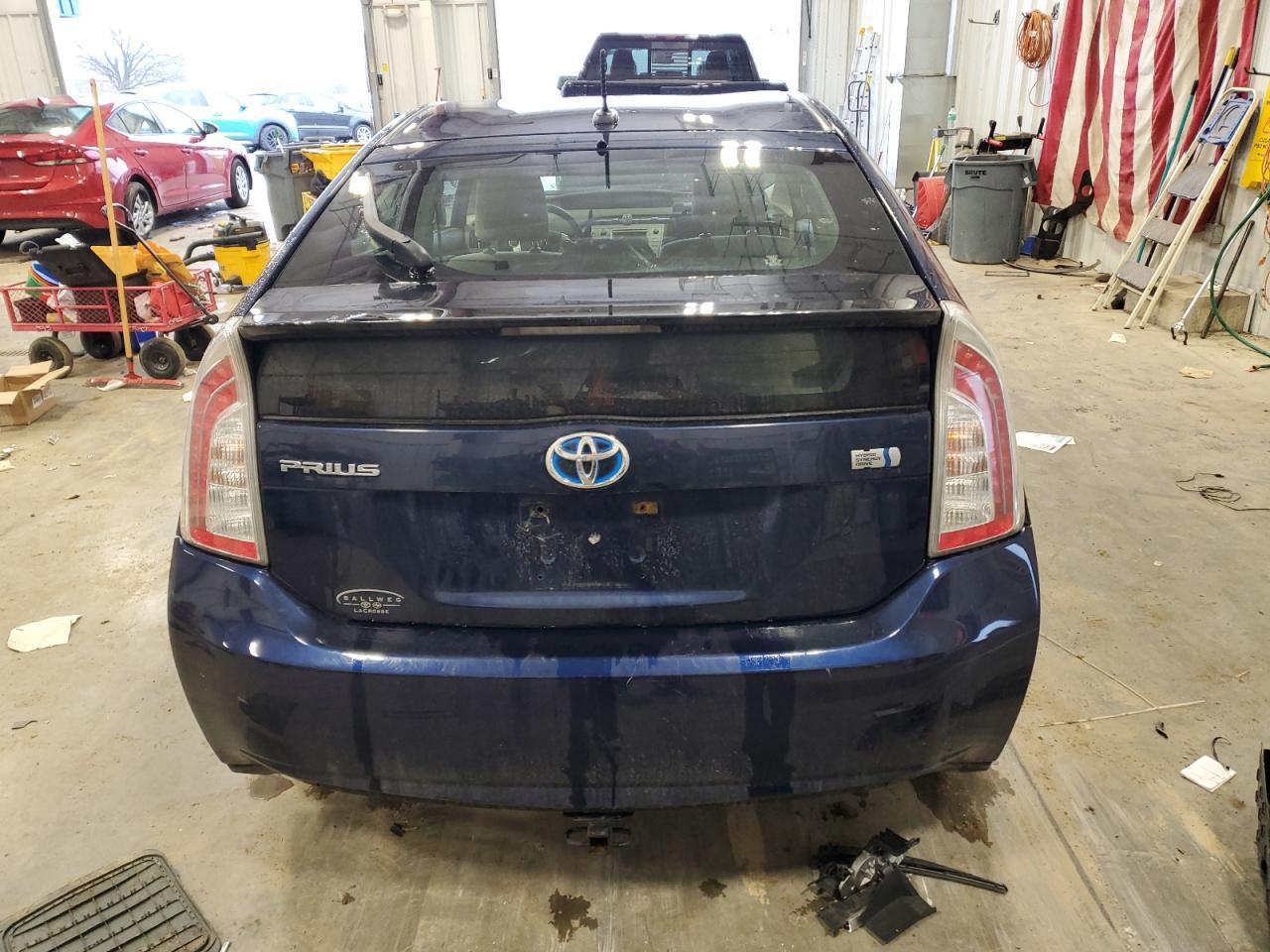 2013 TOYOTA PRIUS - Image 6