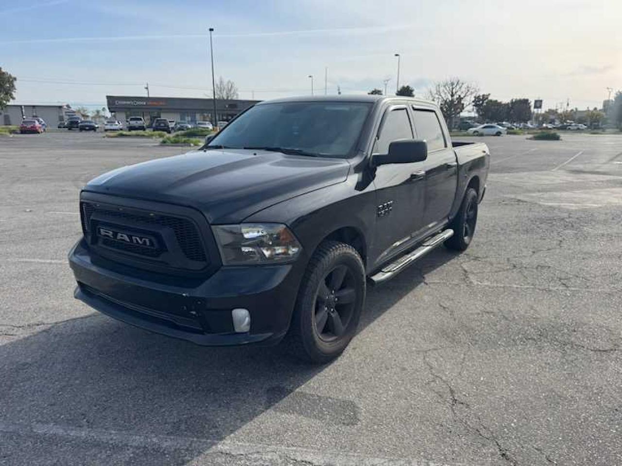 2018 RAM 1500 ST - Image 2