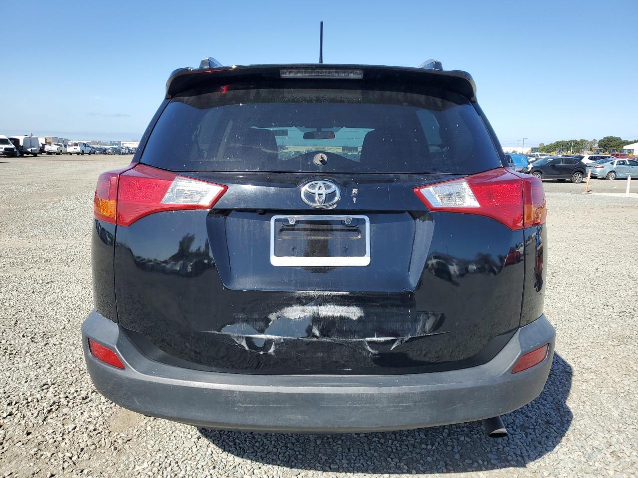 2015 TOYOTA RAV4 LE - Фото 6