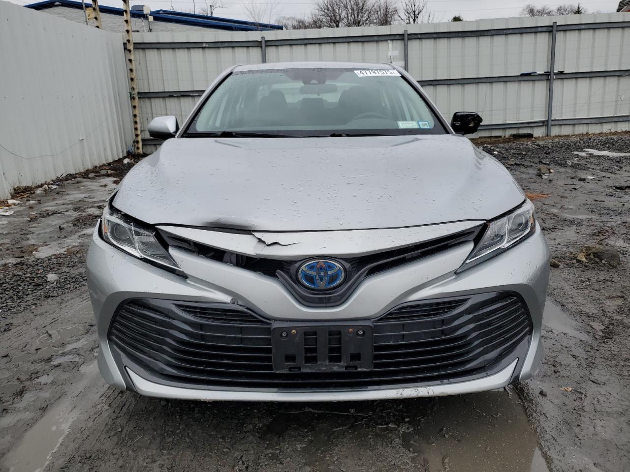 2020 TOYOTA CAMRY LE - Image 5