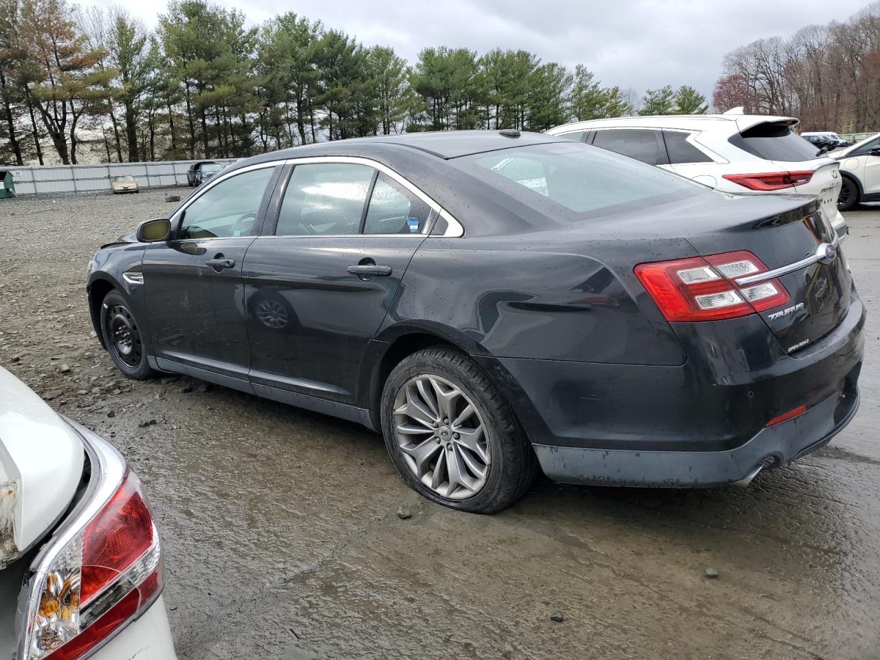 2013 FORD TAURUS LIM - Image 2
