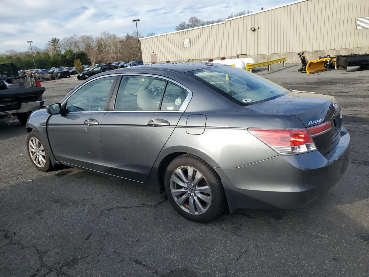 2012 HONDA ACCORD EXL - Image 2